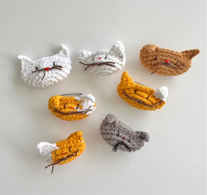 Whimsical Crochet Cat | Brooch