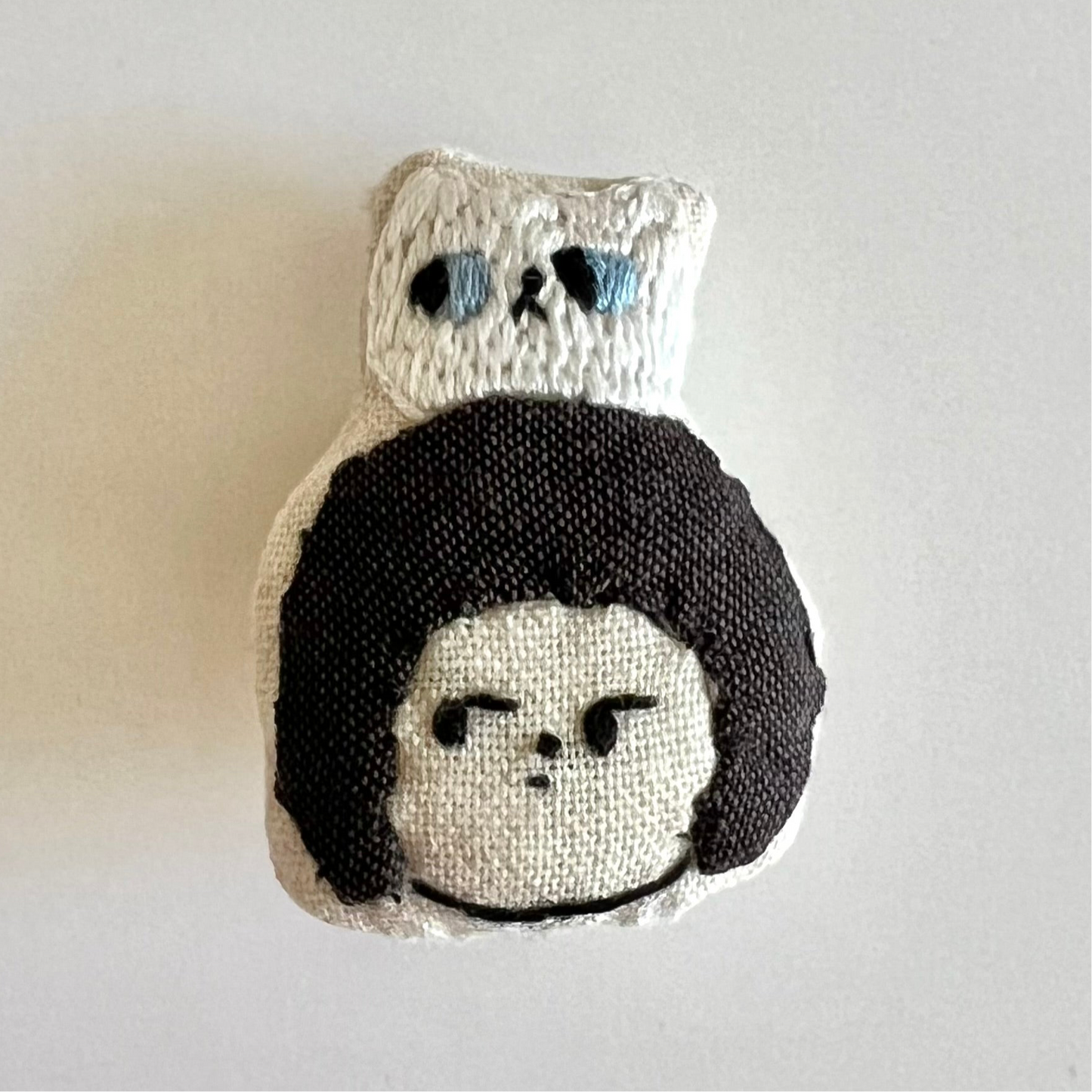 Girl and Cat | Brooch