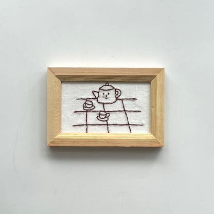 A Small Pause (Natural) | Frames