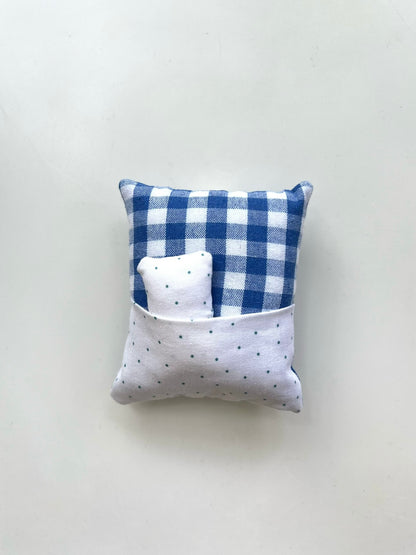 Plush Bestie Bedding Large | Bag Charm / Keychain